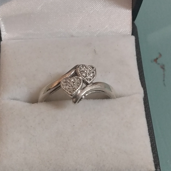 925 Sterling silver heart diamond chip ring - Picture 3 of 6